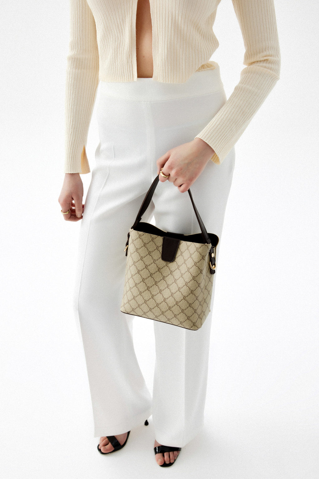 328 - Cream, Brown