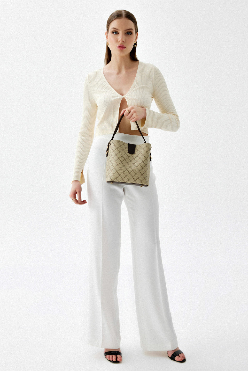 328 - Cream, Brown
