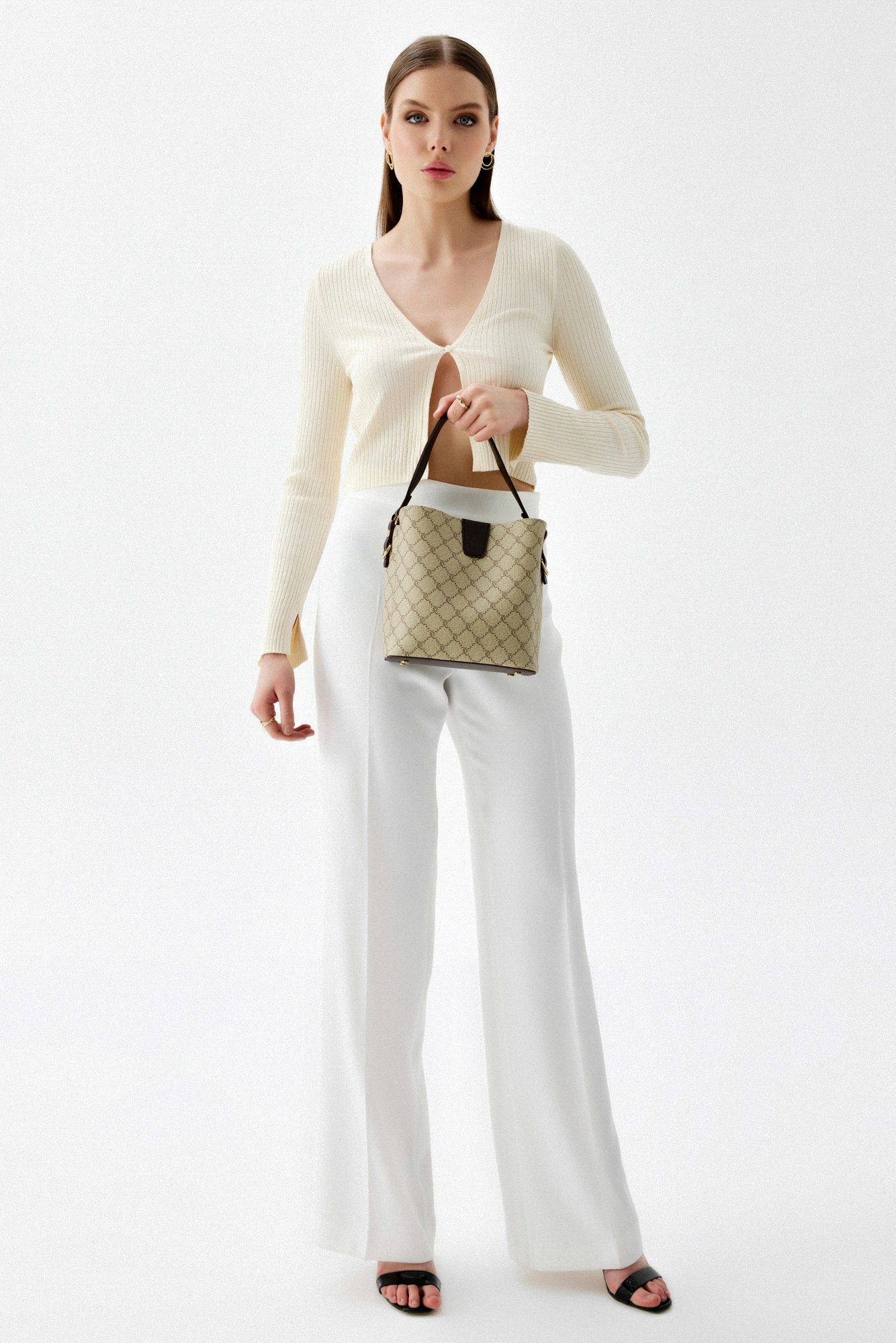 328 - Cream, Brown