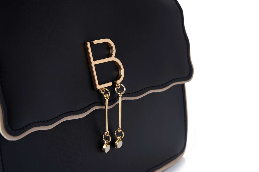 912 - Black