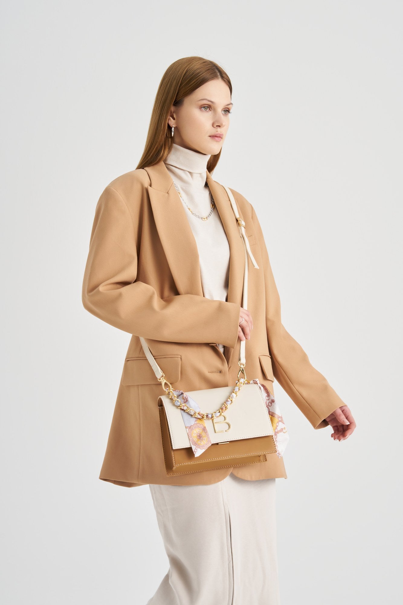 918 - Cream, Tan