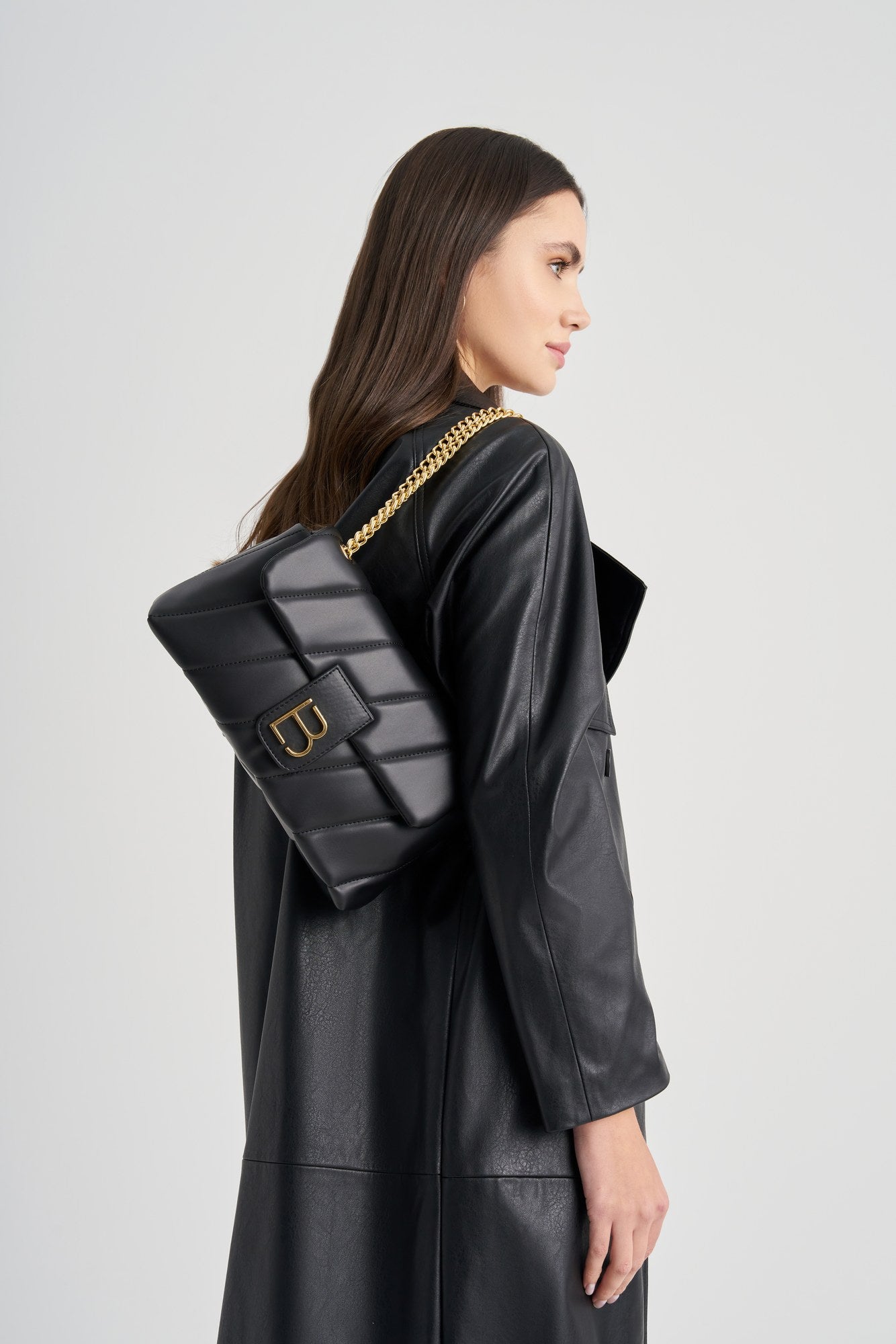 923 - Black