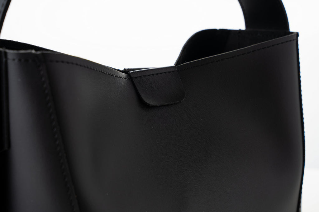925 - Black