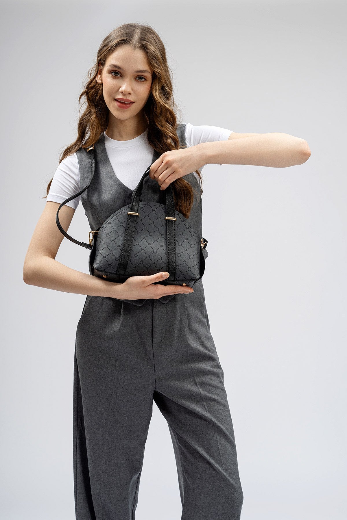 1233 - Grey, Black
