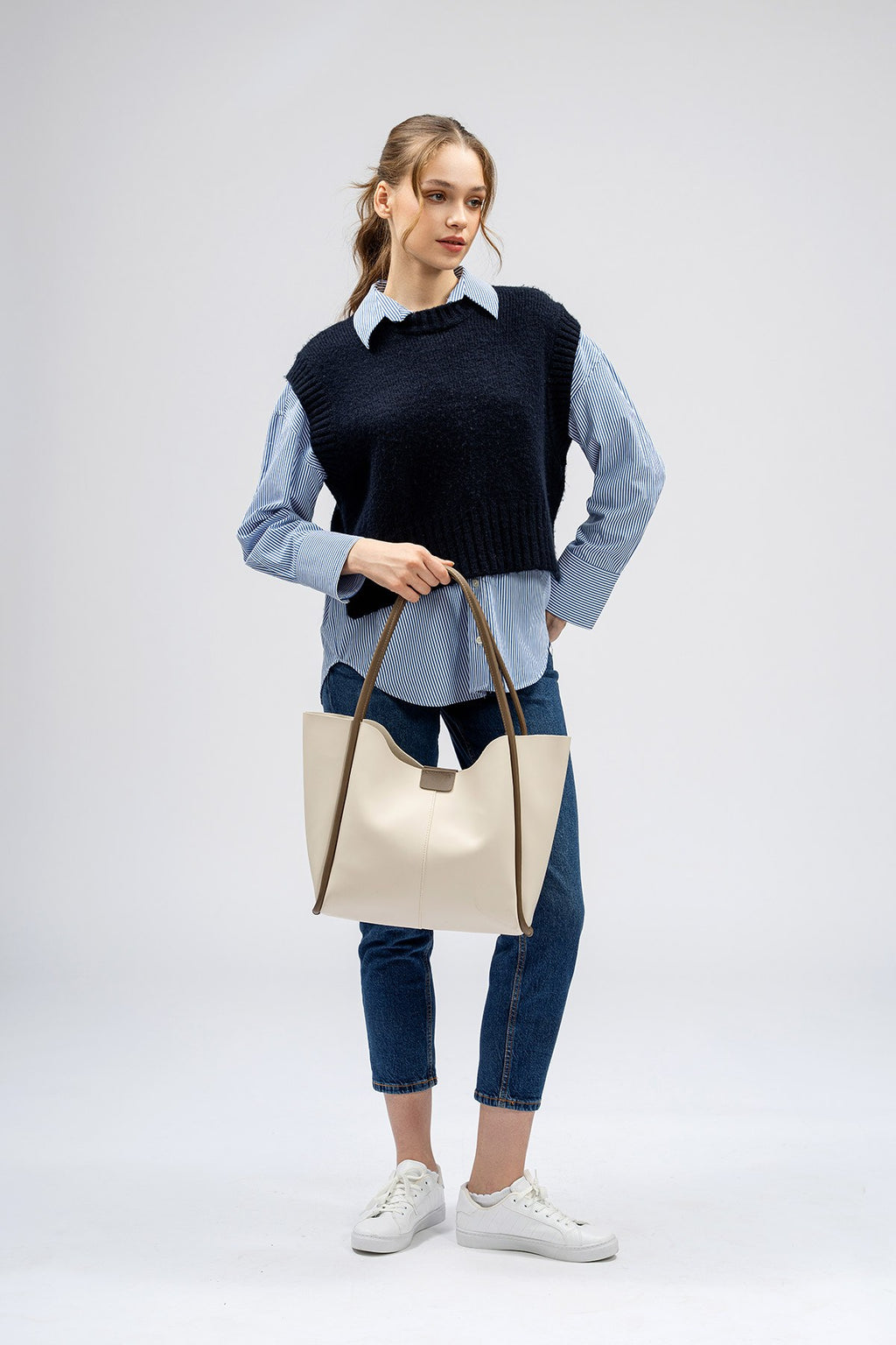 1264 Farina - Cream