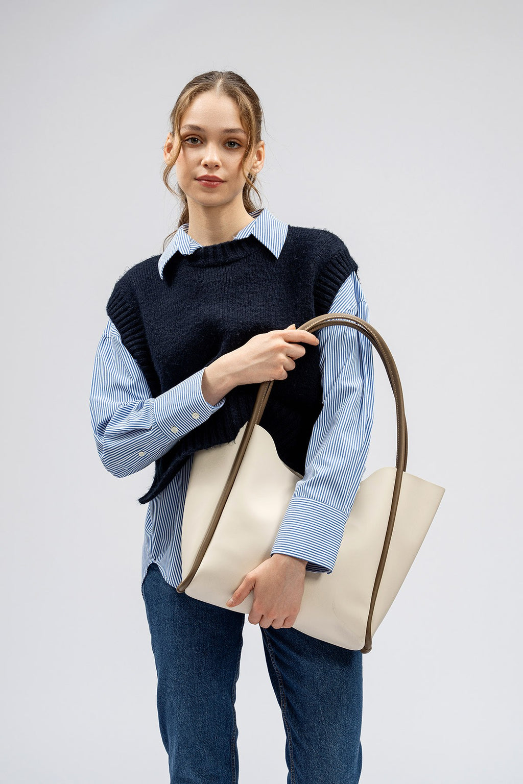 1264 Farina - Cream