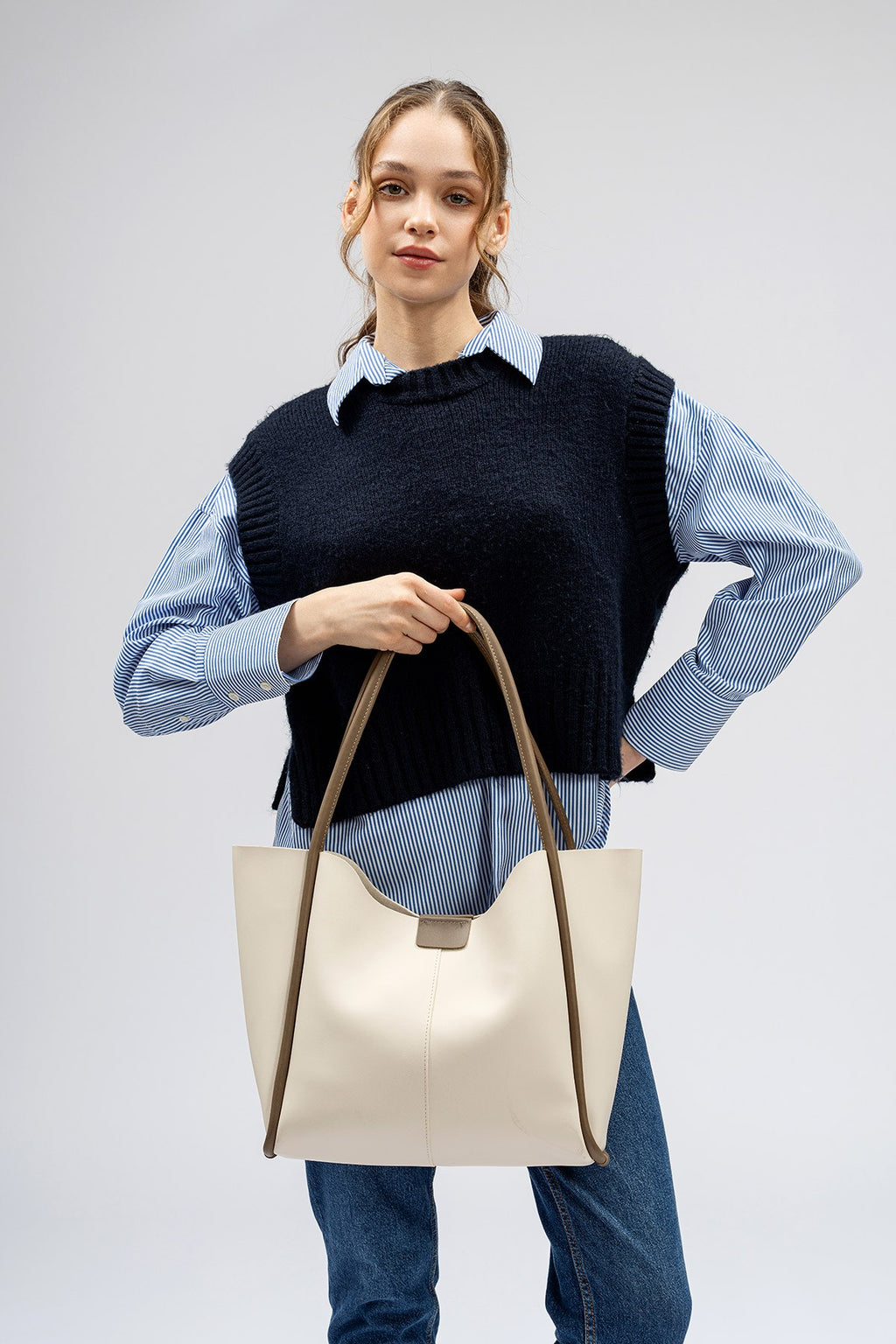 1264 Farina - Cream