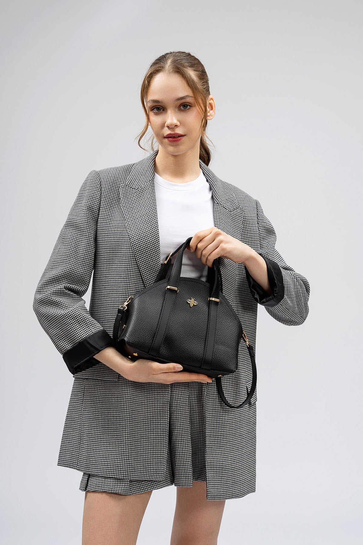 1233 Ros - Black