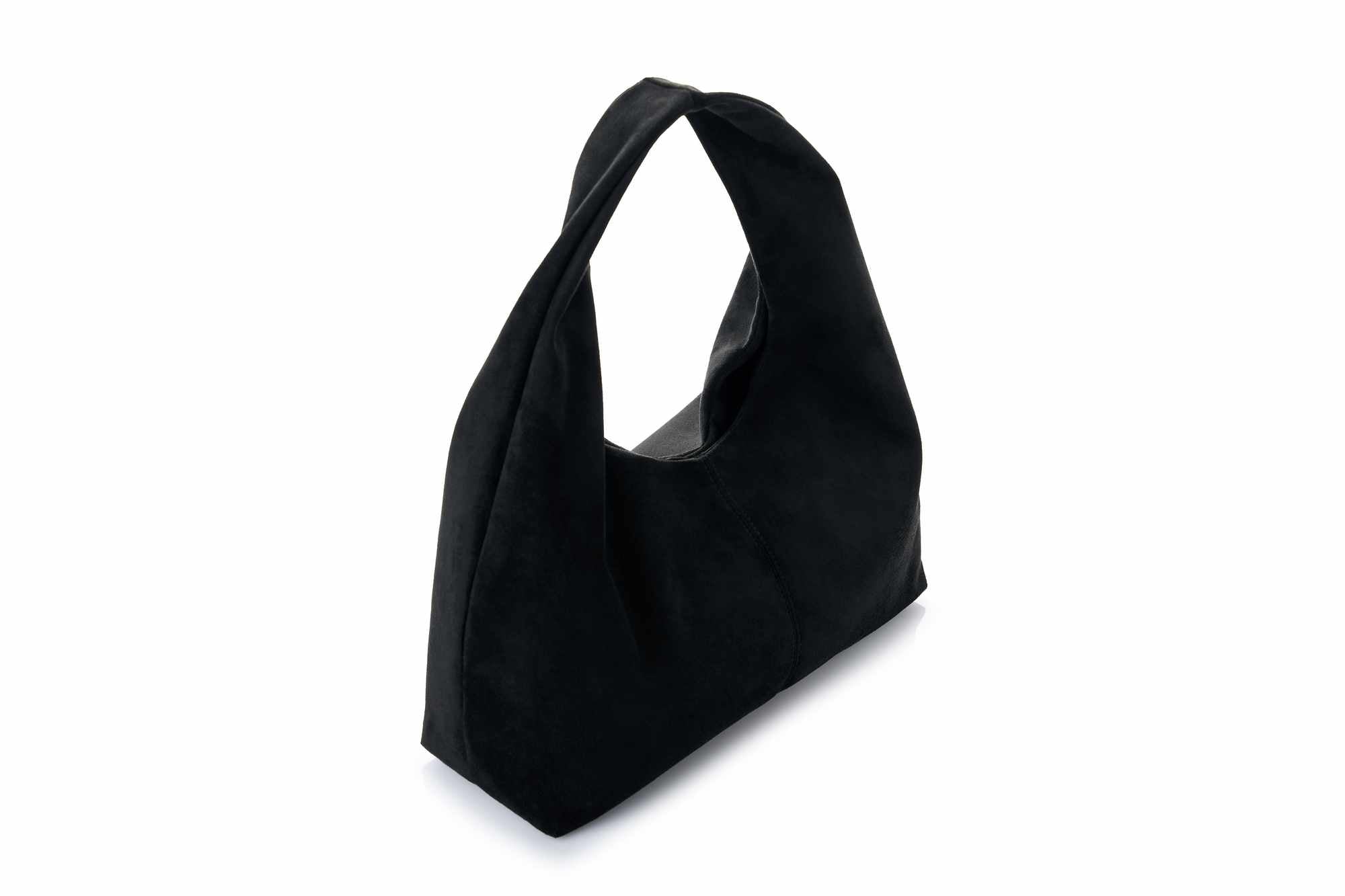 Ravia - Suede Black